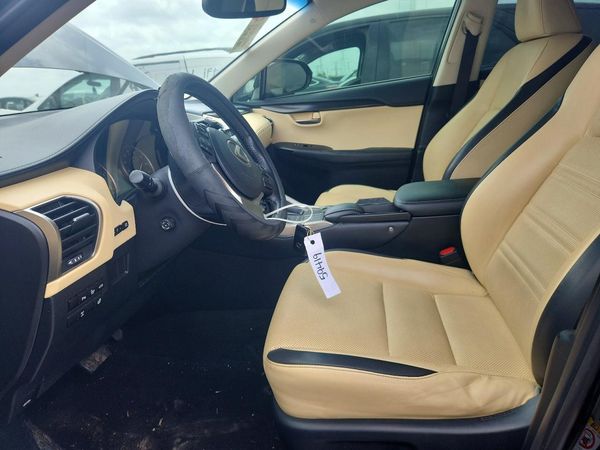 2015 LEXUS NX 200t Luxury