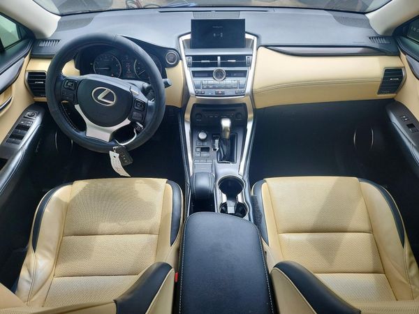 2015 LEXUS NX 200t Luxury