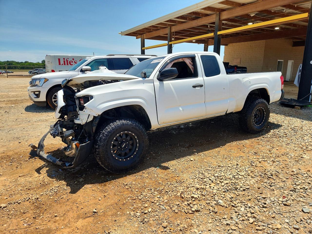 2016 TOYOTA TACOMA SR/SR5
