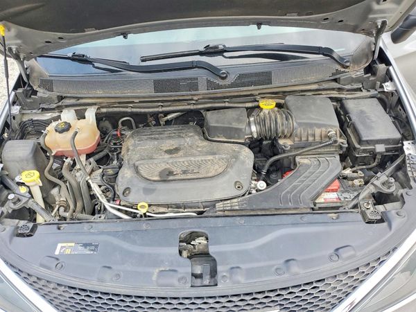 2021 CHRYSLER VOYAGER LXI