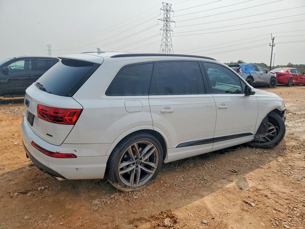 2017 AUDI Q7