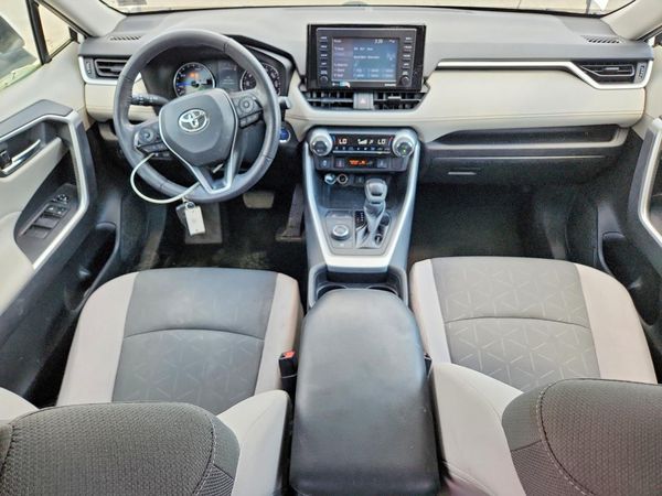 2021 TOYOTA RAV4 XLE HV