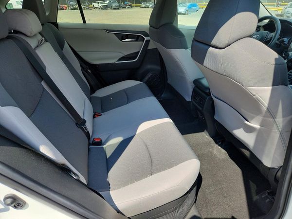 2021 TOYOTA RAV4 XLE HV