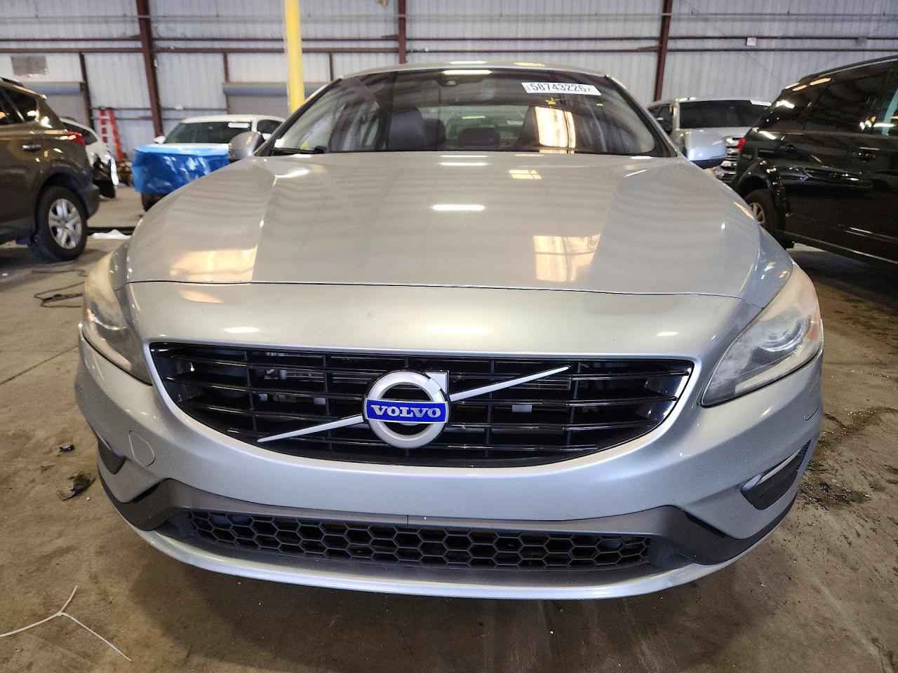 2018 VOLVO S60 Dynamic