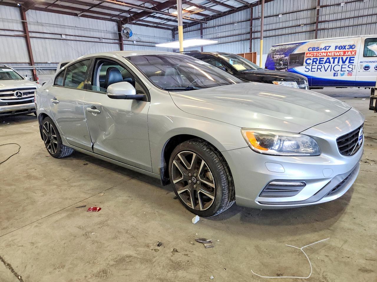 2018 VOLVO S60 Dynamic