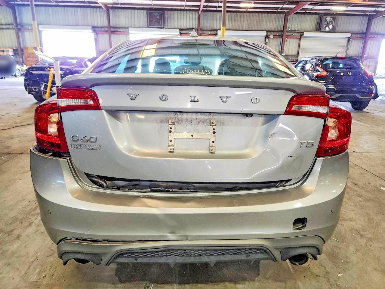 2018 VOLVO S60 Dynamic
