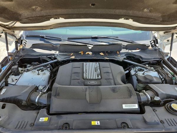 2020 LAND ROVER RANGE ROVER P525 HSE LWB