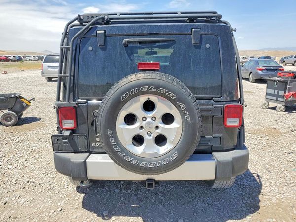 2015 JEEP WRANGLER UNLIMITED SAHARA 4X4