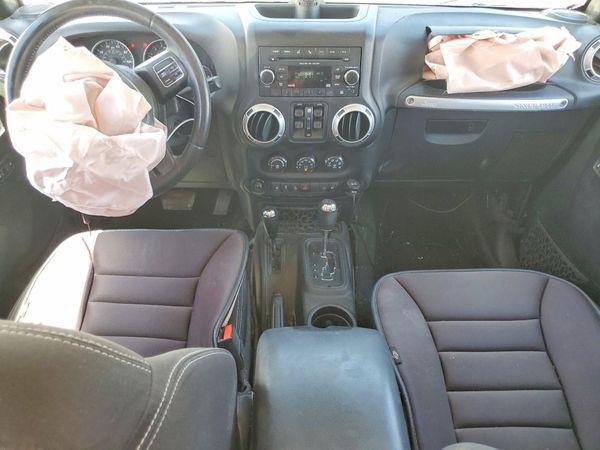2015 JEEP WRANGLER UNLIMITED SAHARA 4X4