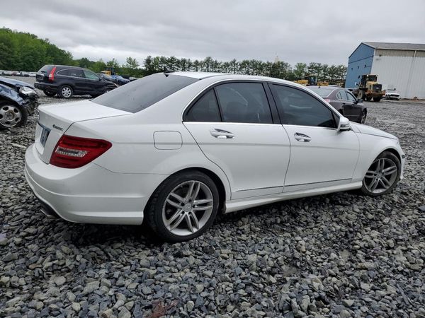 2013 MERCEDES-BENZ C