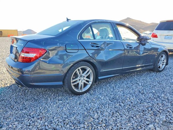 2014 MERCEDES-BENZ C