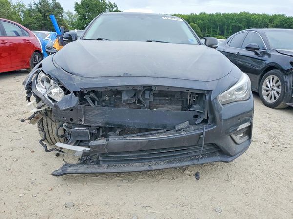 2021 INFINITI Q50 LUXE