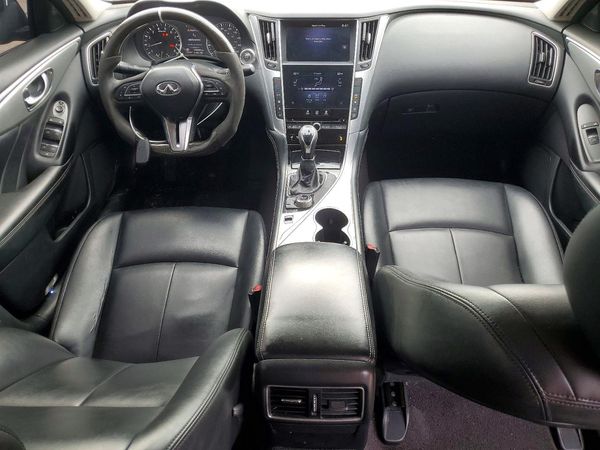 2021 INFINITI Q50 LUXE