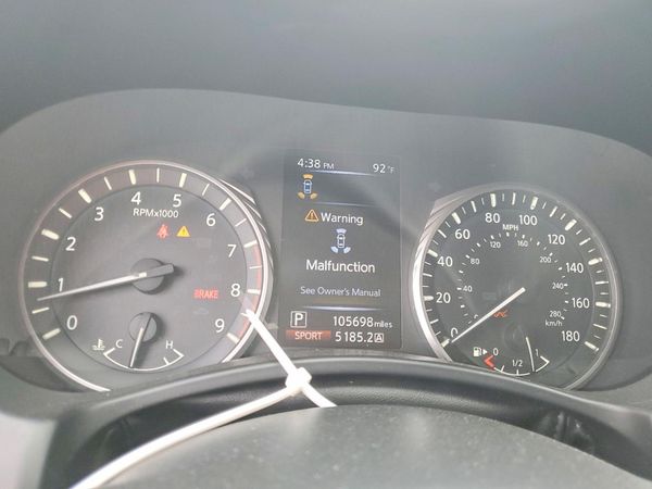 2021 INFINITI Q50 LUXE