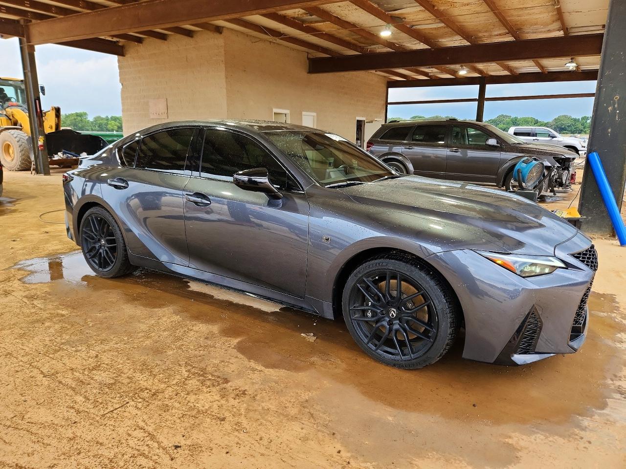 2024 LEXUS IS 500
