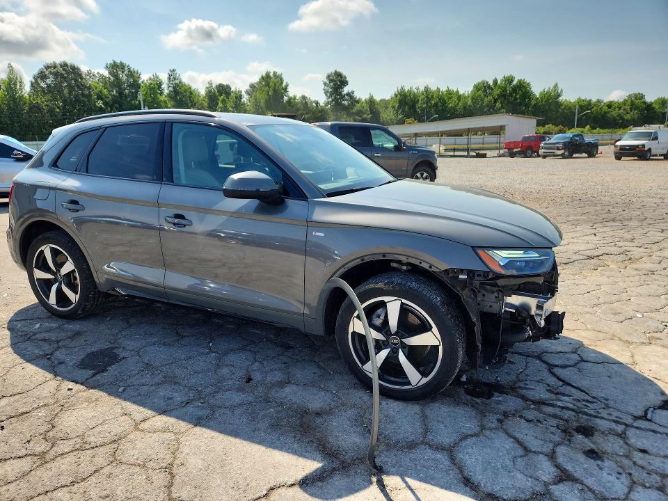 2023 AUDI Q5