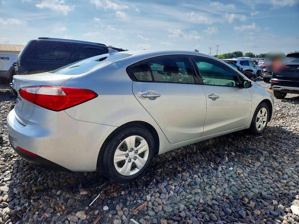 2016 KIA FORTE GL (Middle-Low Grade)