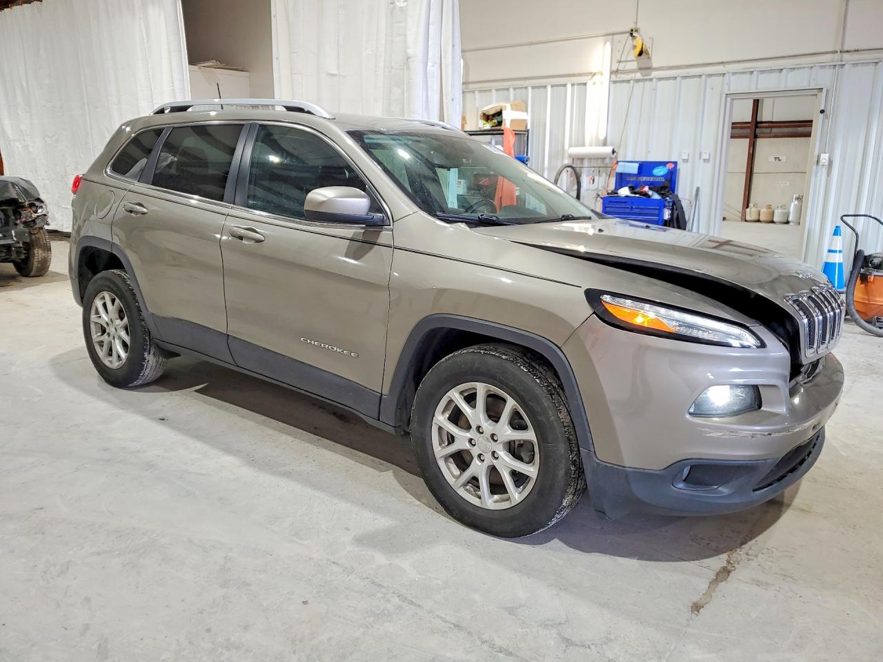 2017 JEEP CHEROKEE LATITUDE 4X4