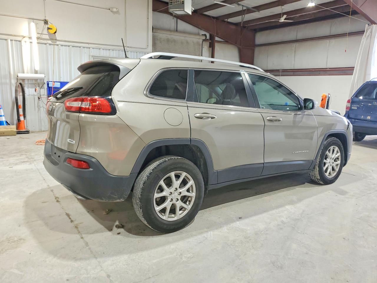 2017 JEEP CHEROKEE LATITUDE 4X4