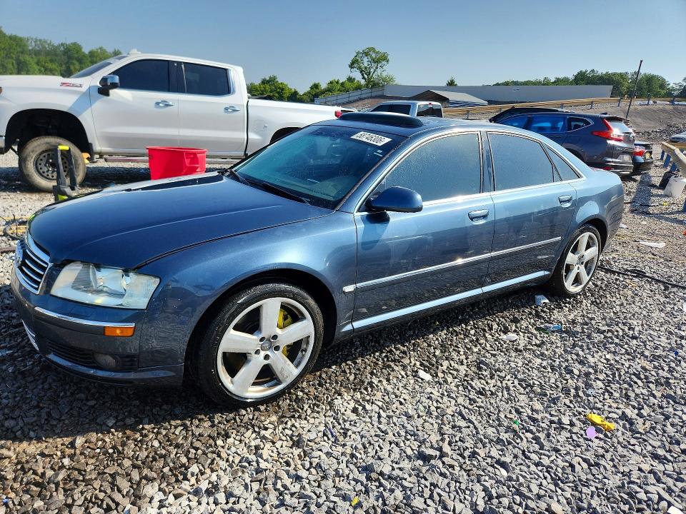 2005 AUDI A8