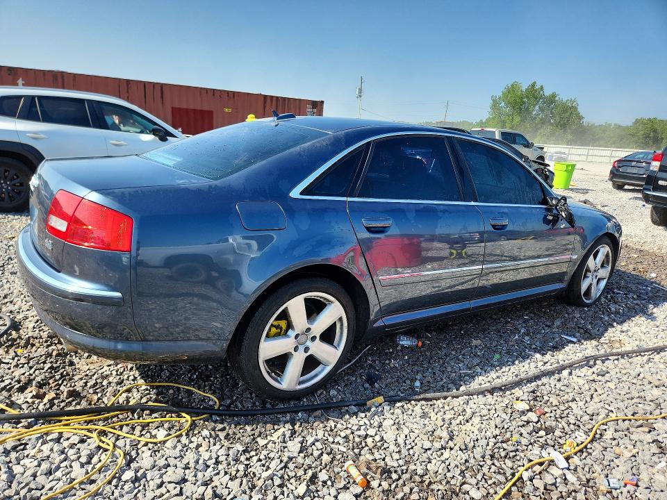 2005 AUDI A8