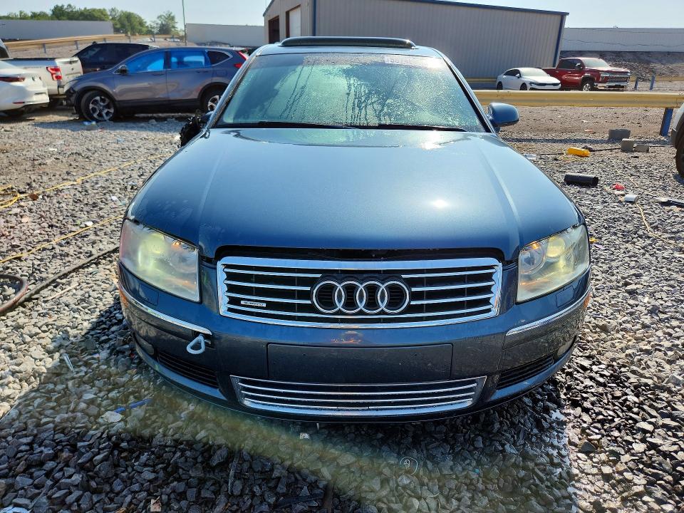 2005 AUDI A8