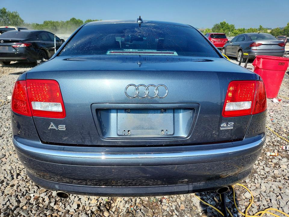 2005 AUDI A8