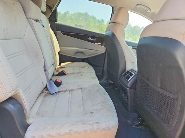 2017 KIA SORENTO L, LX