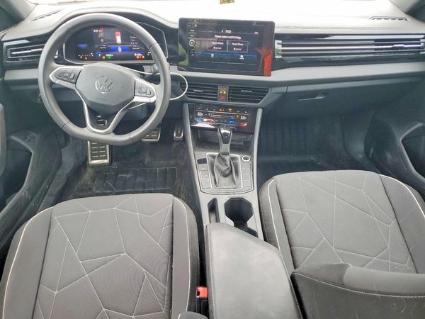 2025 VOLKSWAGEN JETTA Sport
