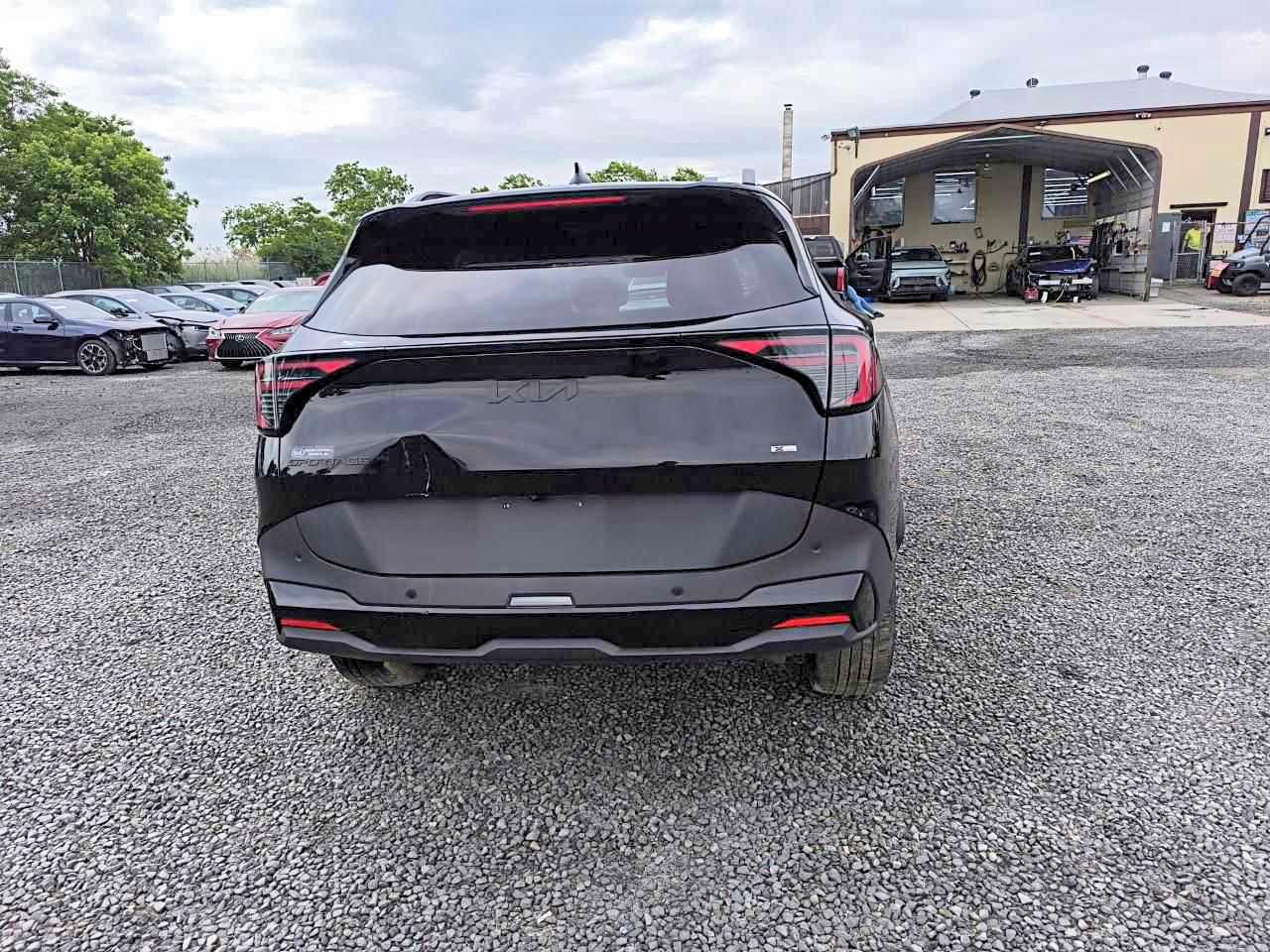 2026 KIA SPORTAGE X-LINE