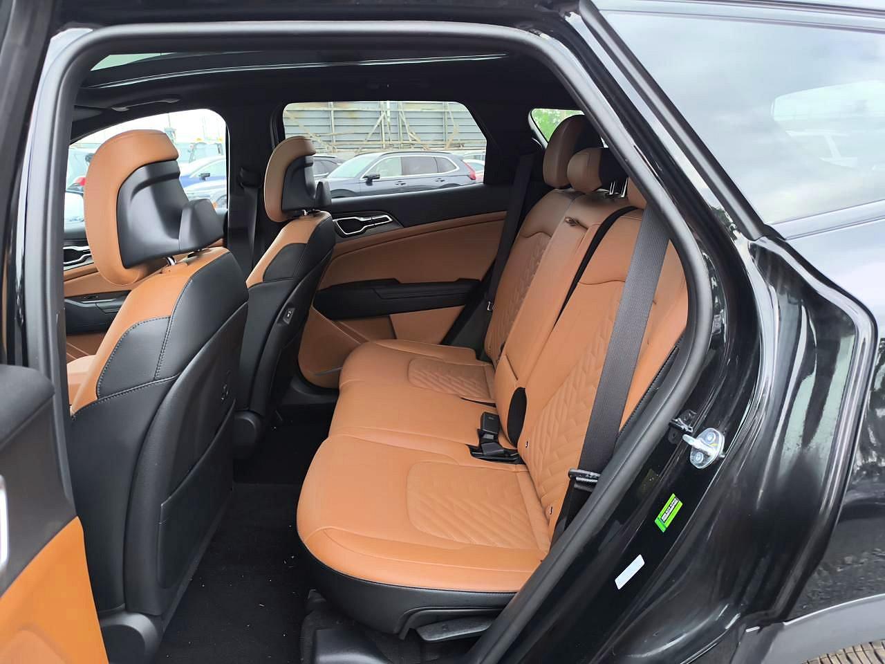2026 KIA SPORTAGE X-LINE