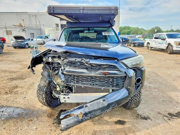 2018 TOYOTA 4RUNNER