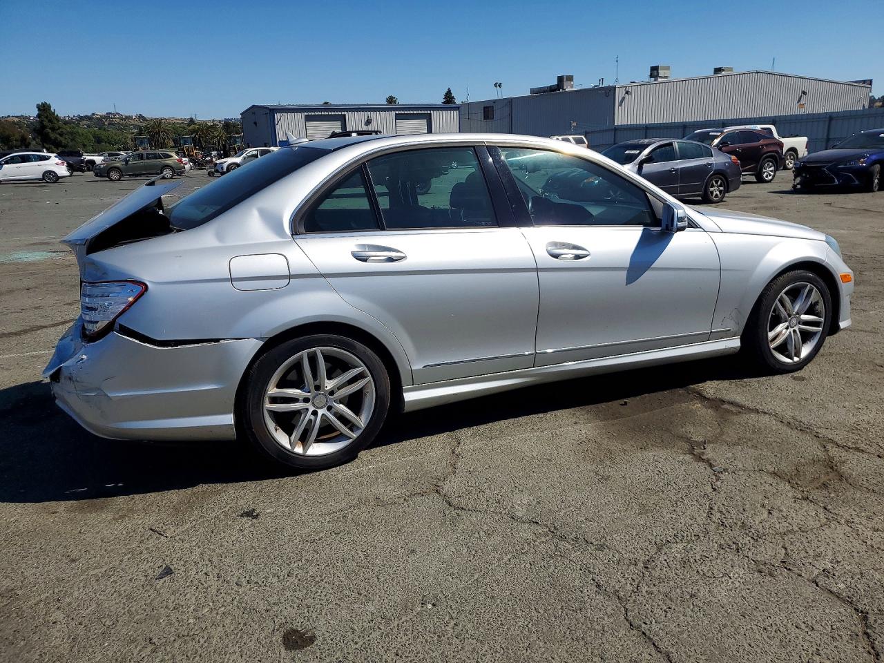 2014 MERCEDES-BENZ C C250