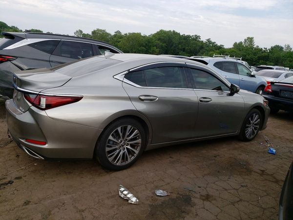 2019 LEXUS ES 350