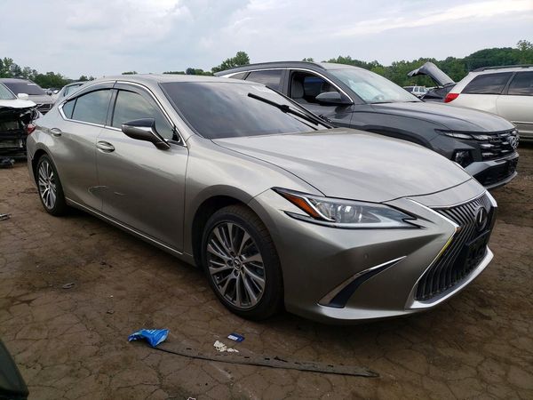 2019 LEXUS ES 350