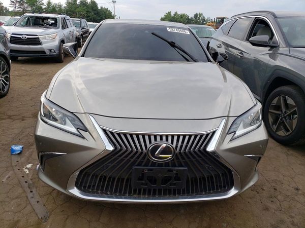 2019 LEXUS ES 350