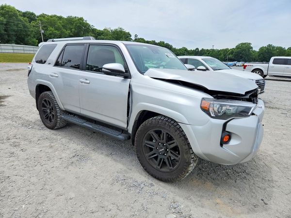 2023 TOYOTA 4RUNNER SR5 Prem