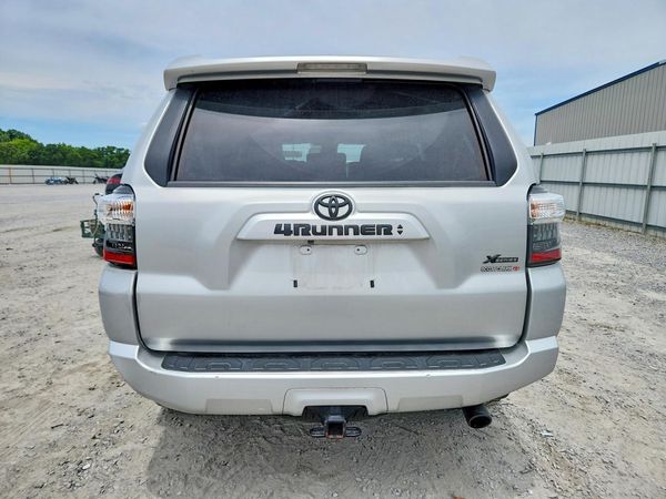 2023 TOYOTA 4RUNNER SR5 Prem