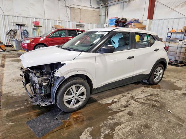 2022 NISSAN KICKS