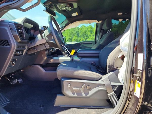 2024 FORD F150
