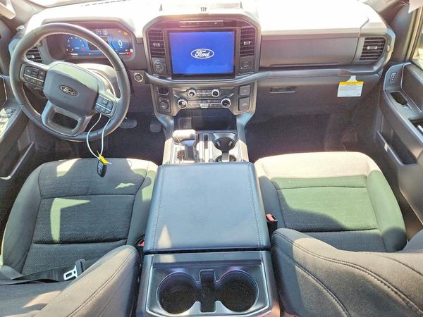 2024 FORD F150