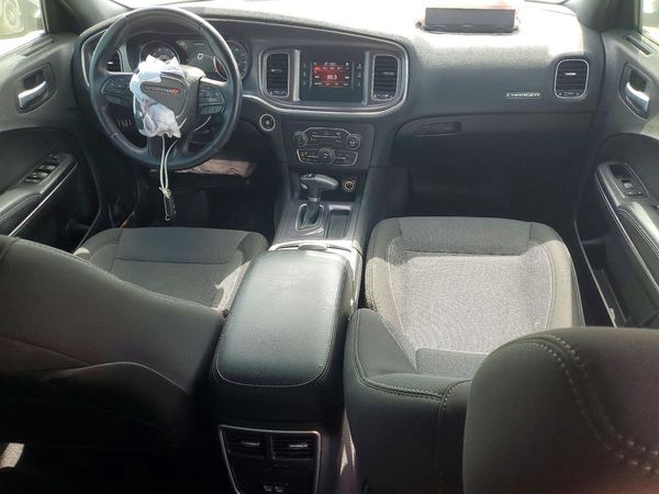 2017 DODGE CHARGER SE