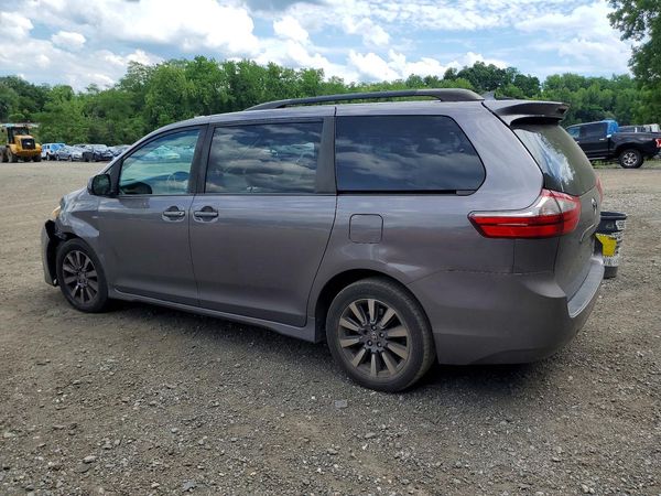 2020 TOYOTA SIENNA E grade