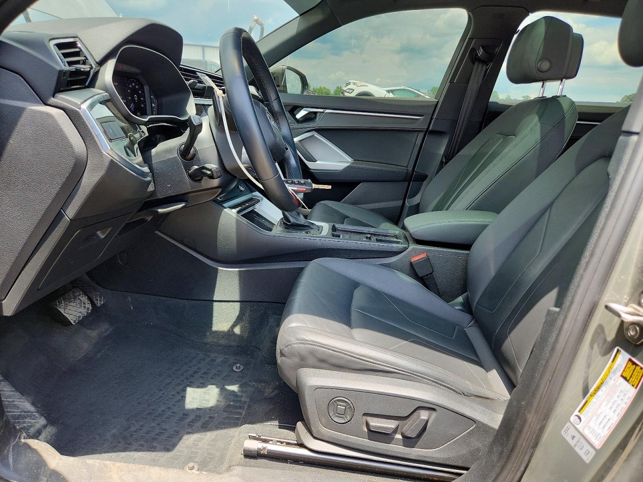2021 AUDI Q3 S Line quattro Premium