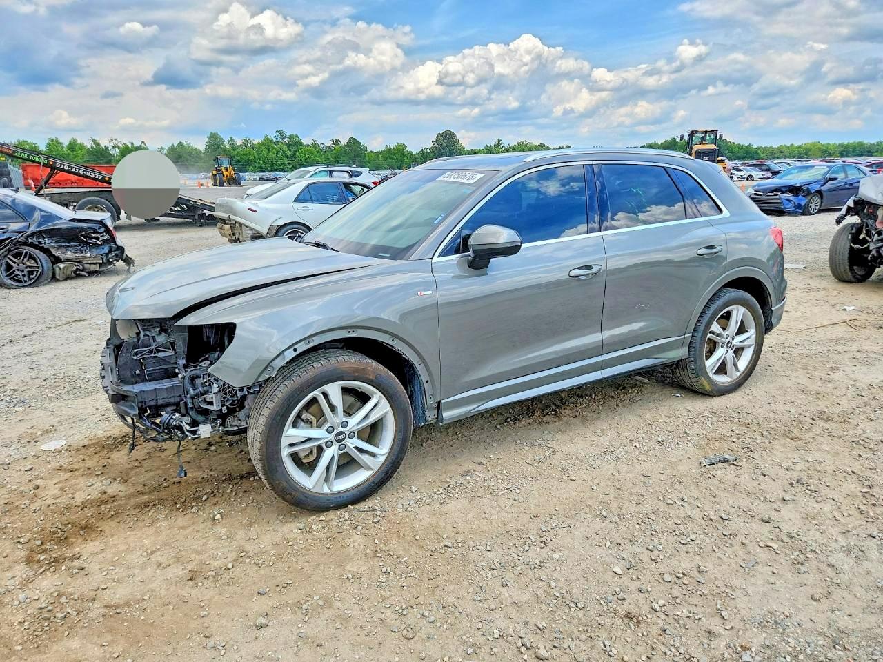 2021 AUDI Q3 S Line quattro Premium