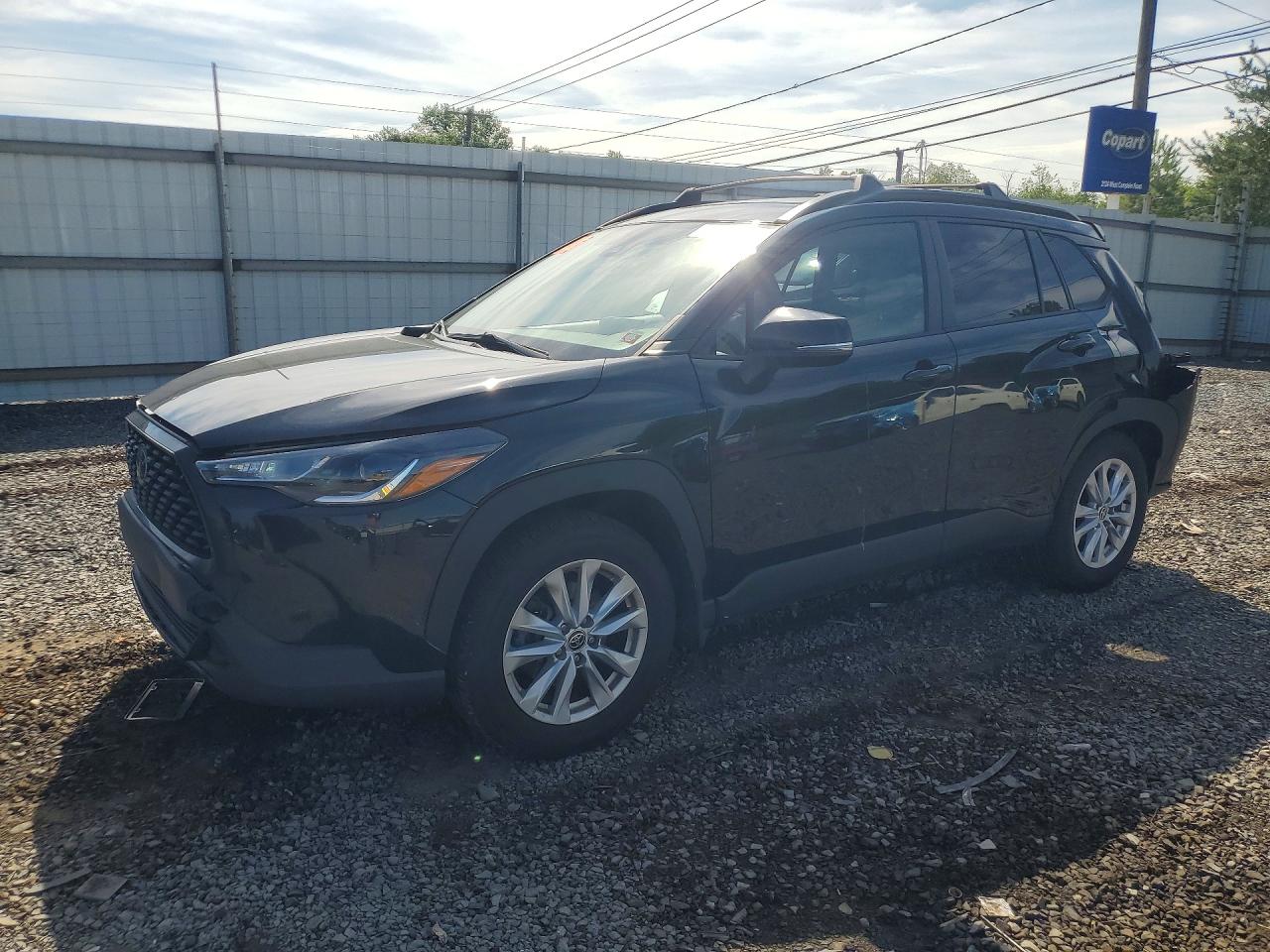 2022 TOYOTA COROLLA CROSS LE