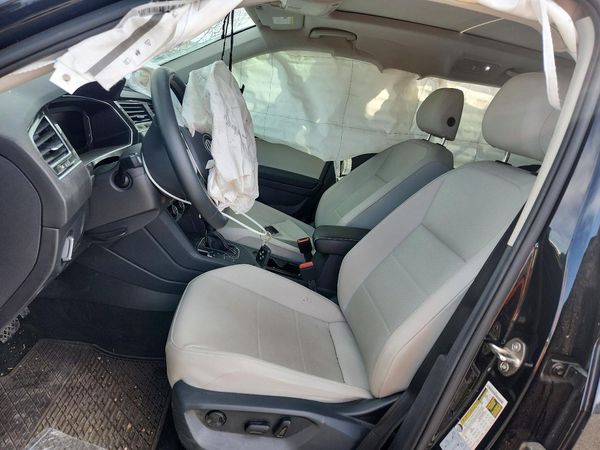 2021 VOLKSWAGEN TIGUAN SE, SE R-Line Black, SEL