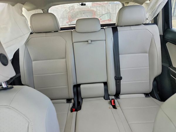 2021 VOLKSWAGEN TIGUAN SE, SE R-Line Black, SEL