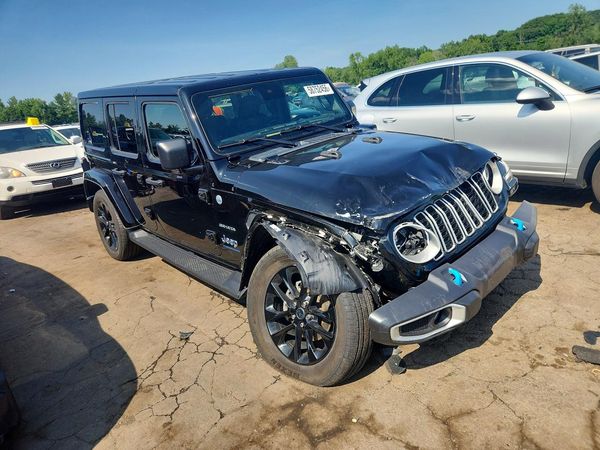 2024 JEEP WRANGLER Sahara 4XE — Passenger 3/4