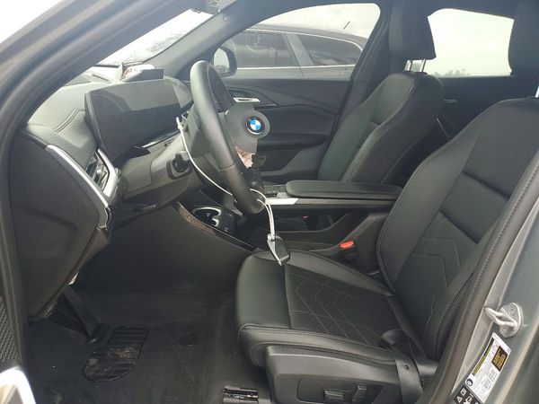 2025 BMW X2 xDrive28i